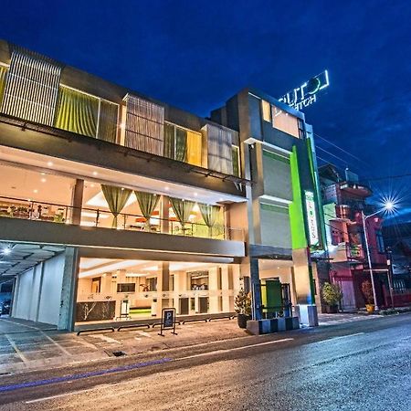 Lotus Hotel Subang Luaran gambar