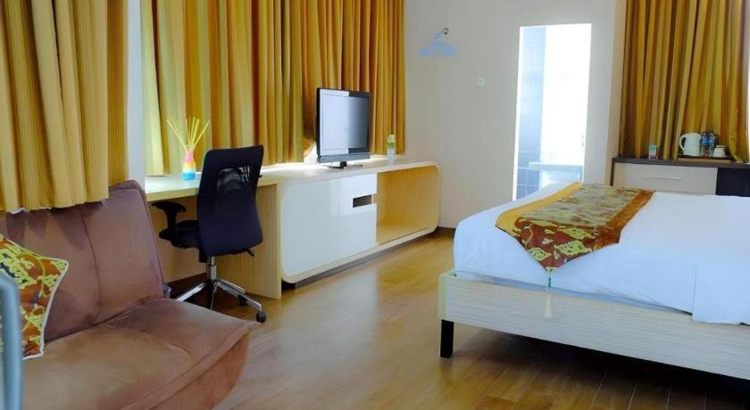 Lotus Hotel Subang Luaran gambar