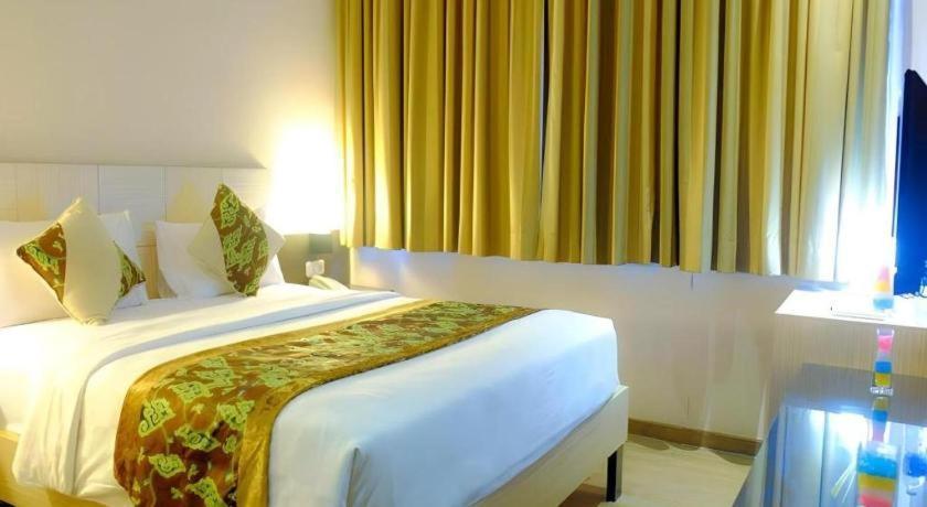 Lotus Hotel Subang Luaran gambar